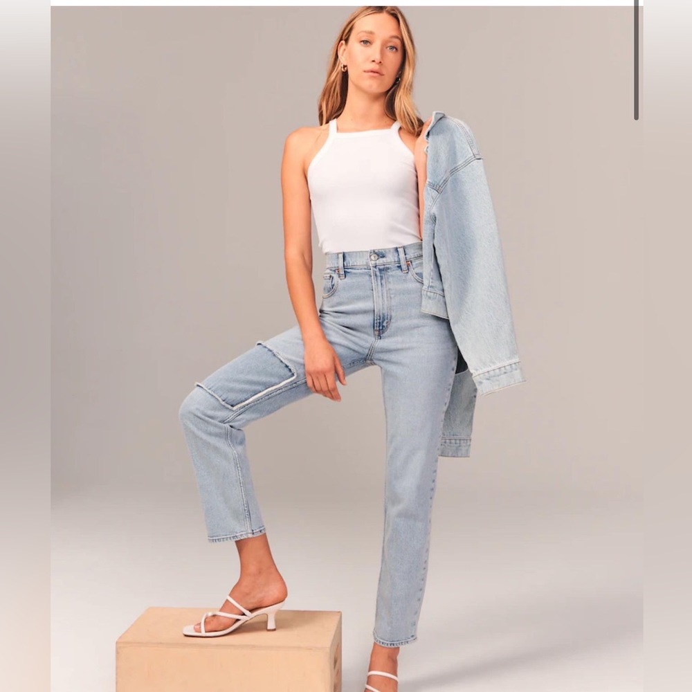 Abercrombie and Fitch ultra high rise ankle straight curve love